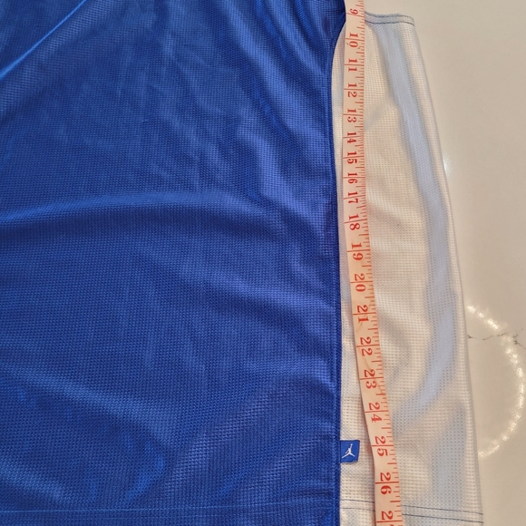 Vintage Jordan sleeveless tank-top - Men's size Medium - Picture 13 of 14